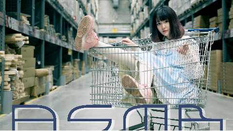 【ASMR】兔兔的蓝白条丝袜